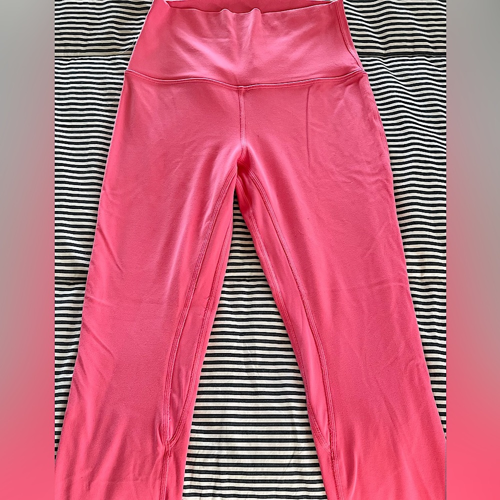 Lululemon Align High Rise Crop Leggings 21"  Women's Size 4 Guava Pink NWOT